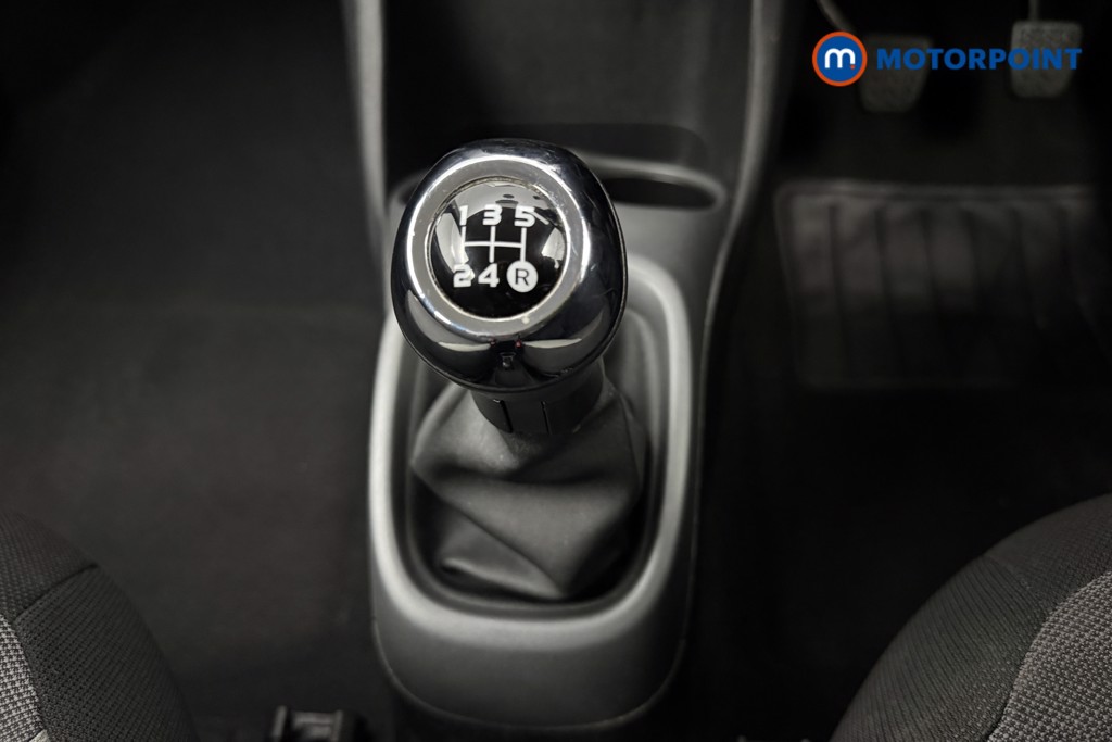 Toyota Aygo X-Play Manual Petrol Hatchback - Stock Number (1665859) - 6th supplementary image