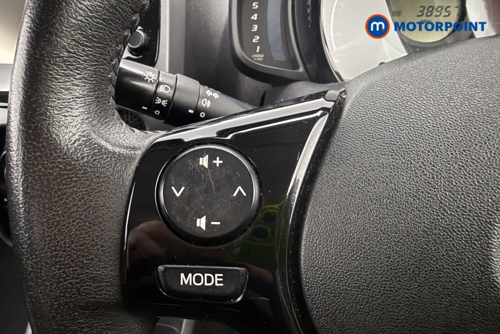 Toyota Aygo X-Play Manual Petrol Hatchback - Stock Number (1665859) - 13th supplementary image