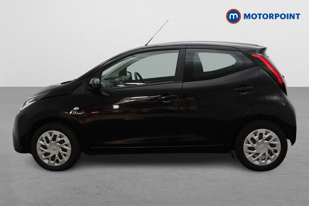 Toyota Aygo X-Play Manual Petrol Hatchback - Stock Number (1665859) - Passenger side