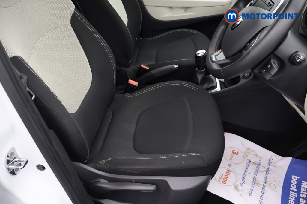 Renault Captur Iconic Manual Diesel SUV - Stock Number (1666128) - 17th supplementary image