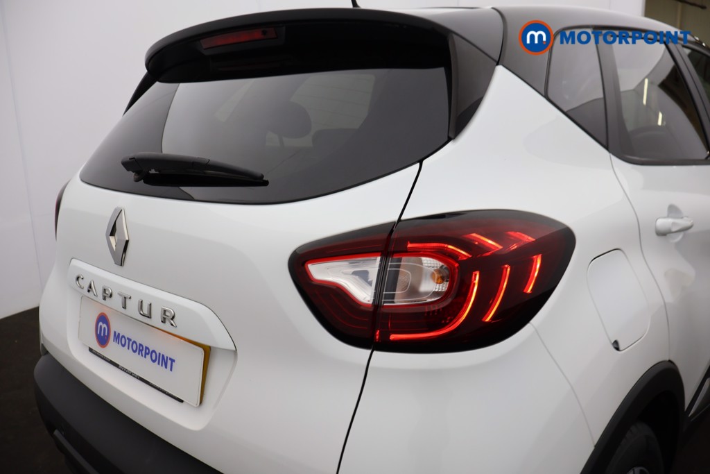 Renault Captur Iconic Manual Diesel SUV - Stock Number (1666128) - 28th supplementary image