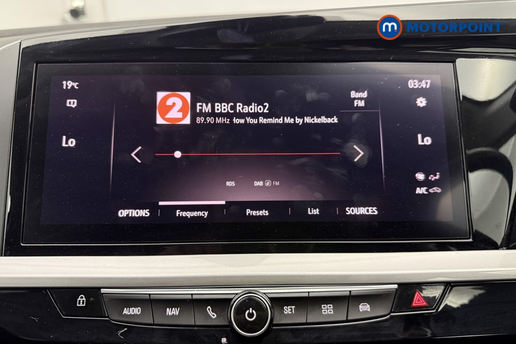 Vauxhall Grandland Ultimate Manual Petrol SUV - Stock Number (1666972) - 4th supplementary image