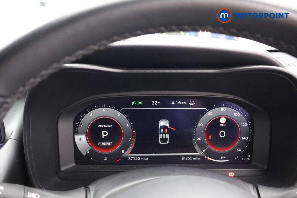 Nissan Juke N-Connecta Automatic Petrol SUV - Stock Number (1667432) - 4th supplementary image