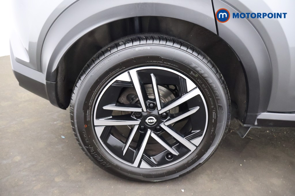 Nissan Juke N-Connecta Automatic Petrol SUV - Stock Number (1667432) - 31st supplementary image