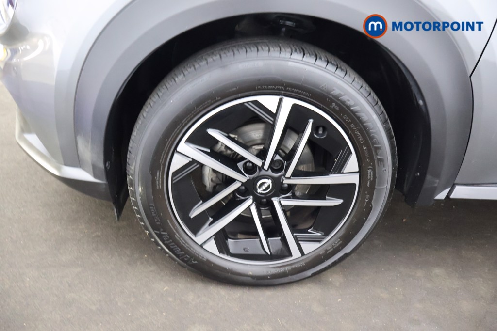 Nissan Juke N-Connecta Automatic Petrol SUV - Stock Number (1667432) - 35th supplementary image
