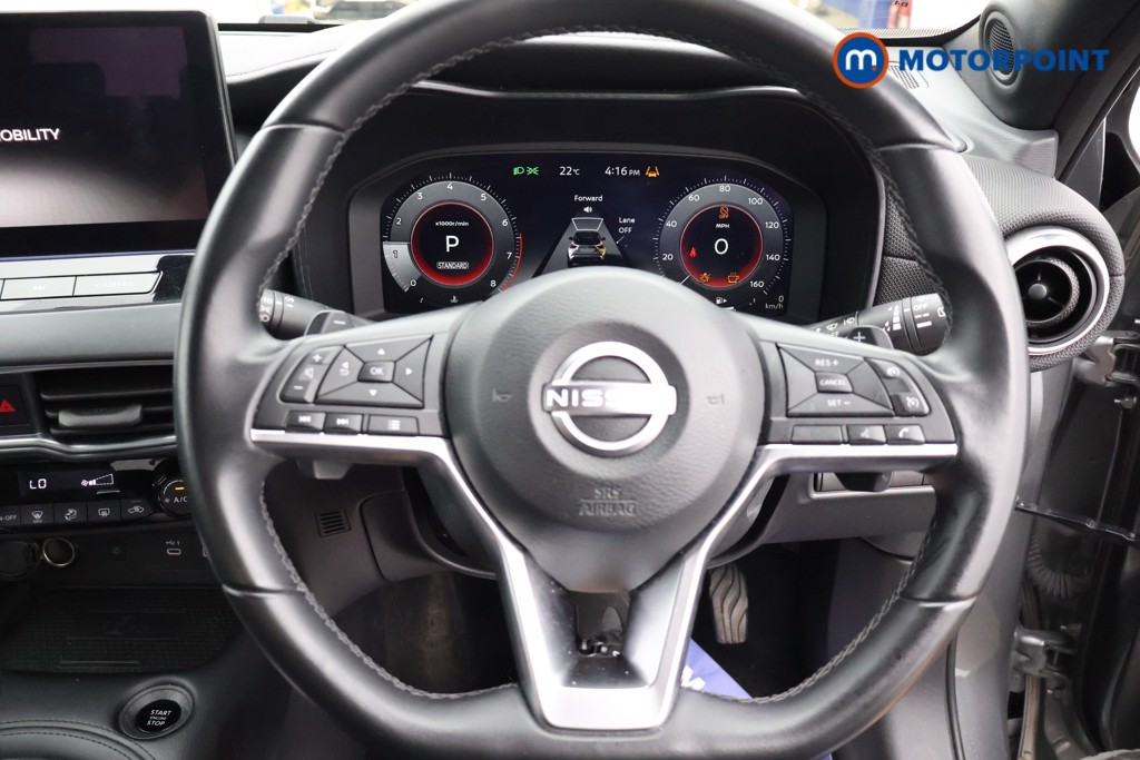Nissan Juke N-Connecta Automatic Petrol SUV - Stock Number (1667432) - 1st supplementary image