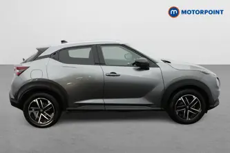 Nissan Juke N-Connecta Automatic Petrol SUV - Stock Number (1667432) - Drivers side