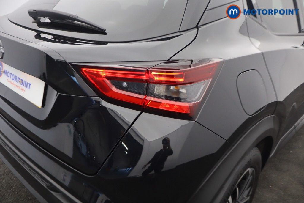 Nissan Juke N-Connecta Automatic Petrol SUV - Stock Number (1667464) - 3rd supplementary image