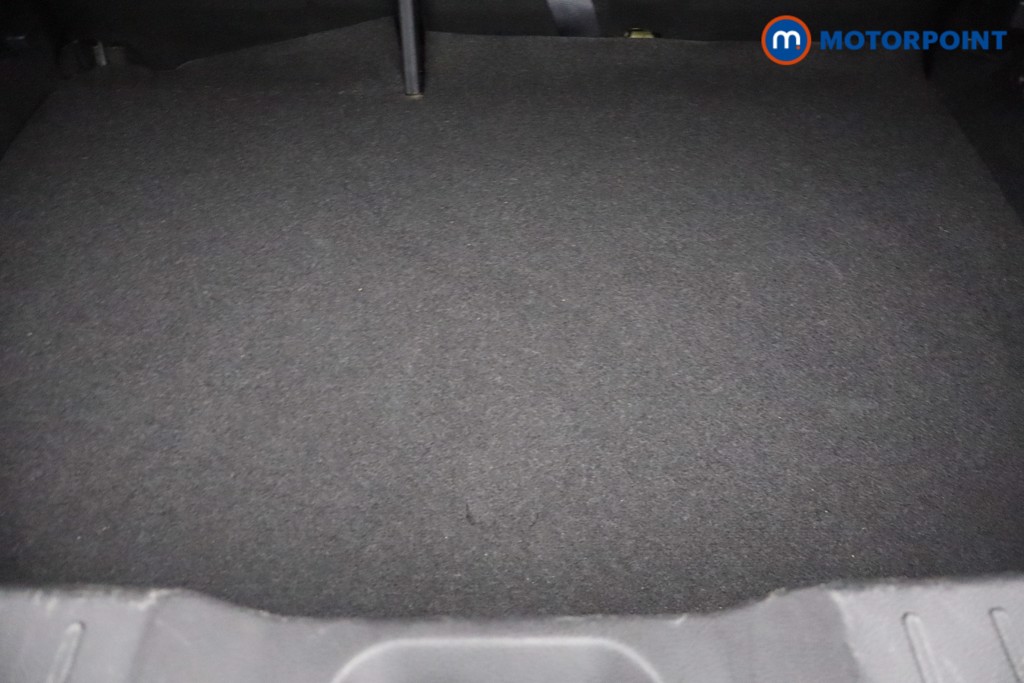 Nissan Juke N-Connecta Automatic Petrol SUV - Stock Number (1667464) - 7th supplementary image