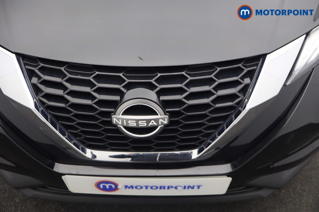 Nissan Juke N-Connecta Automatic Petrol SUV - Stock Number (1667464) - 23rd supplementary image