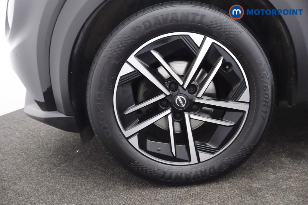 Nissan Juke N-Connecta Automatic Petrol SUV - Stock Number (1667464) - 26th supplementary image