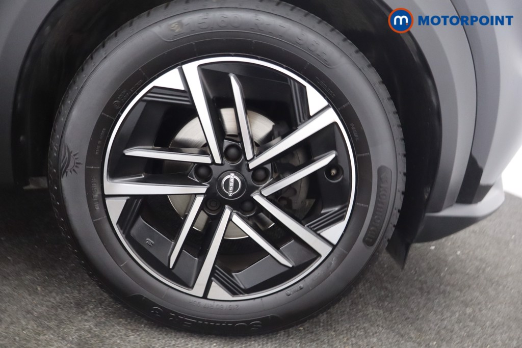 Nissan Juke N-Connecta Automatic Petrol SUV - Stock Number (1667464) - 27th supplementary image