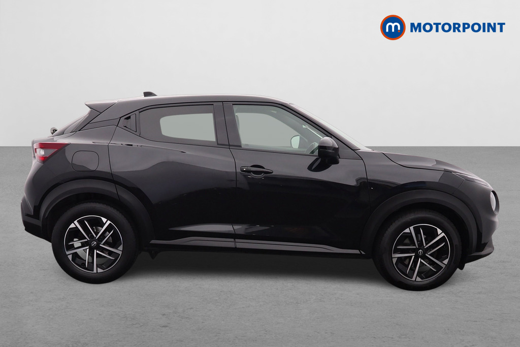 Nissan Juke N-Connecta Automatic Petrol SUV - Stock Number (1667464) - Drivers side