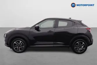 Nissan Juke N-Connecta Automatic Petrol SUV - Stock Number (1667464) - Passenger side