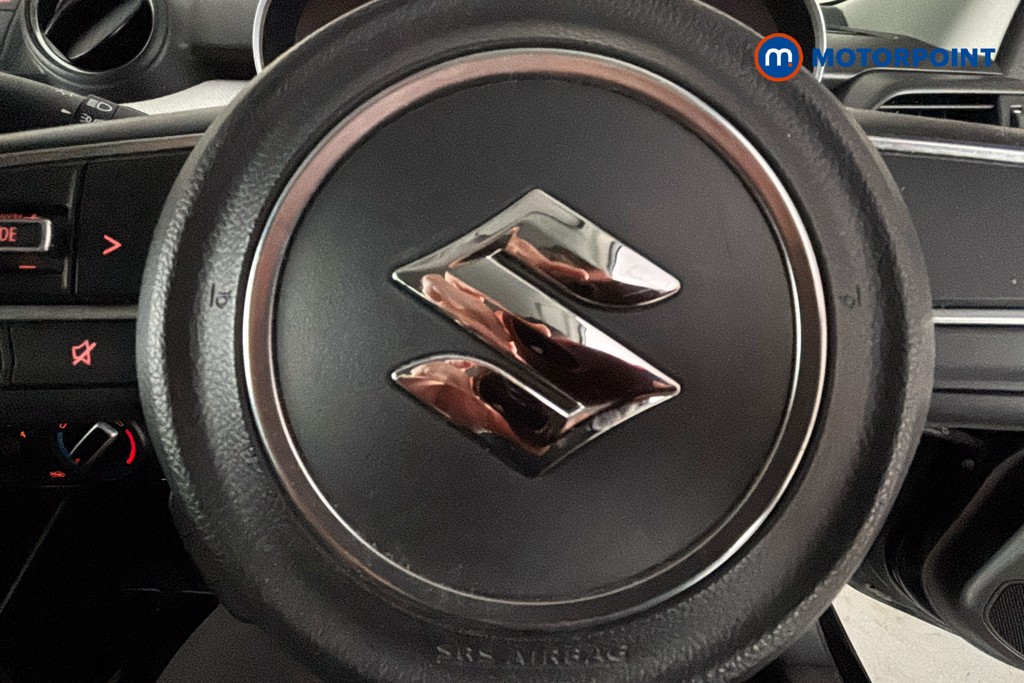 Suzuki Swift Attitude Manual Petrol Hatchback - Stock Number (1667578) - 5th supplementary image