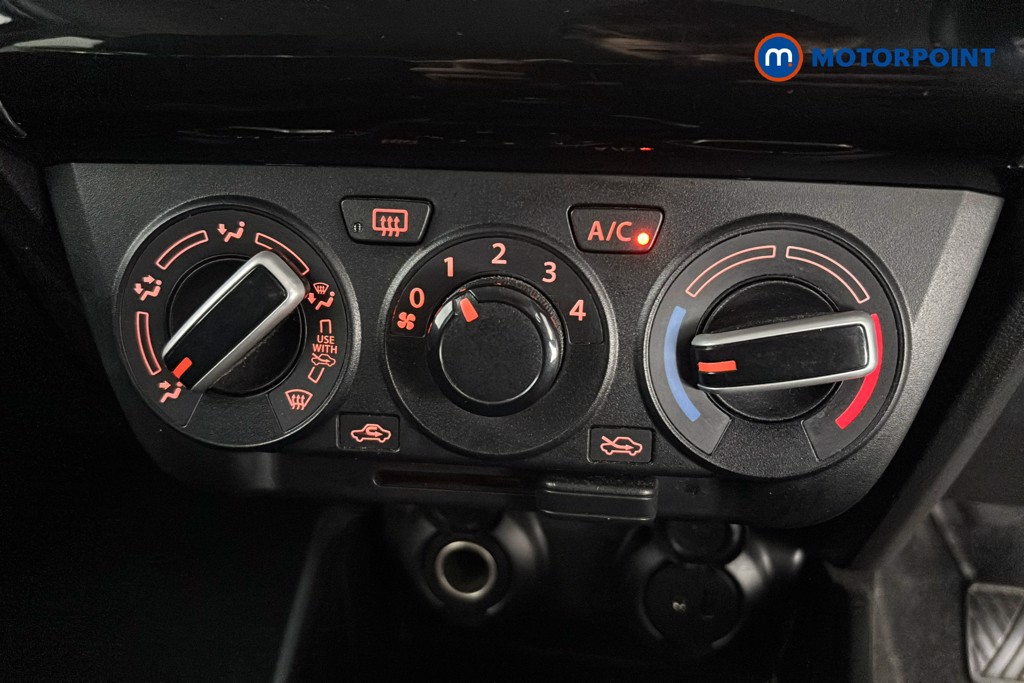 Suzuki Swift Attitude Manual Petrol Hatchback - Stock Number (1667578) - 12th supplementary image