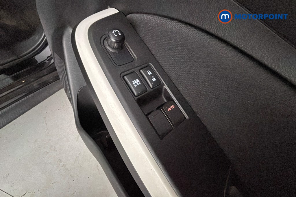 Suzuki Swift Attitude Manual Petrol Hatchback - Stock Number (1667578) - 20th supplementary image