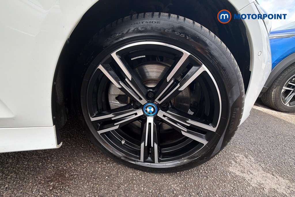 BMW 3 Series M Sport Automatic Petrol Plug-In Hybrid Saloon - Stock Number (1668211) - 2nd supplementary image