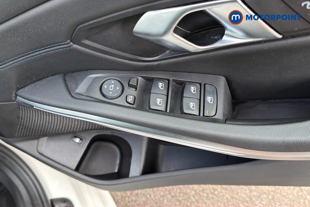 BMW 3 Series M Sport Automatic Petrol Plug-In Hybrid Saloon - Stock Number (1668211) - 5th supplementary image
