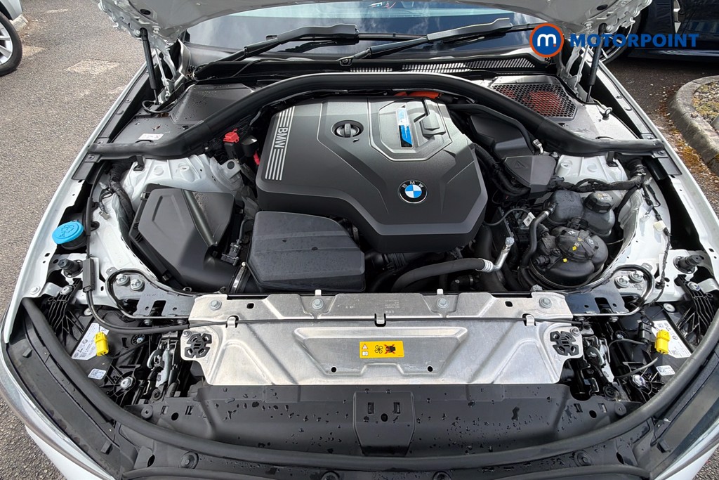 BMW 3 Series M Sport Automatic Petrol Plug-In Hybrid Saloon - Stock Number (1668211) - 24th supplementary image