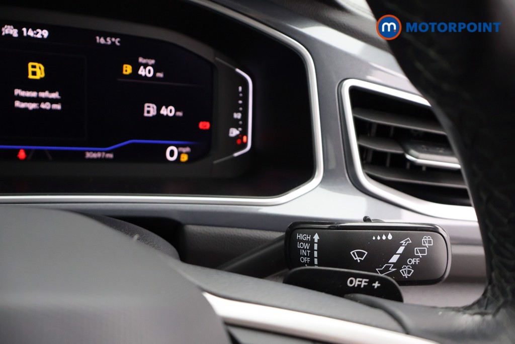 Volkswagen T-Roc Style Automatic Petrol SUV - Stock Number (1668583) - 6th supplementary image
