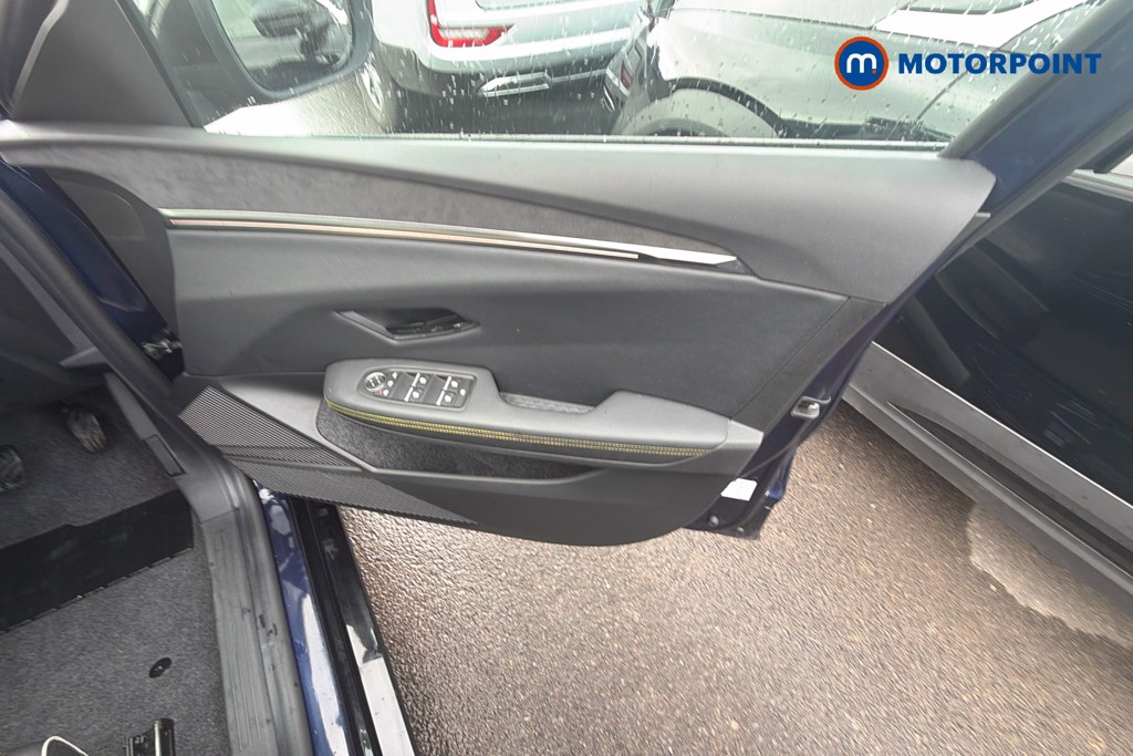 Renault Megane E-Tech Techno Automatic Electric Hatchback - Stock Number (1669131) - 1st supplementary image
