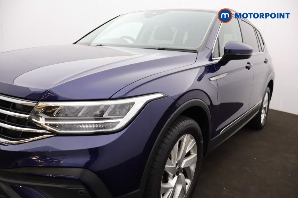 Volkswagen Tiguan Allspace Life Manual Petrol SUV - Stock Number (1669302) - 39th supplementary image
