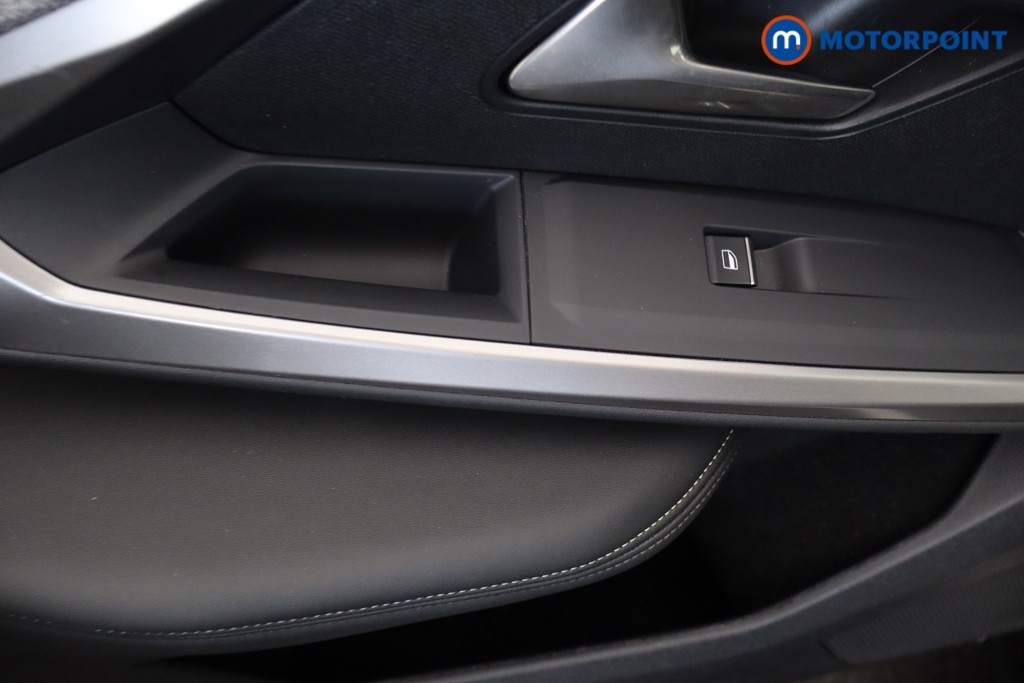 Peugeot 5008 GT Automatic Petrol SUV - Stock Number (1669478) - 46th supplementary image