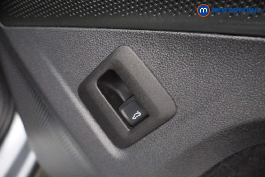 Volkswagen Tiguan Match Automatic Diesel SUV - Stock Number (1669566) - 12th supplementary image