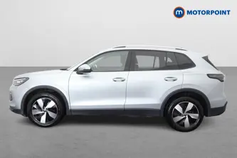 Volkswagen Tiguan Match Automatic Diesel SUV - Stock Number (1669570) - Passenger side