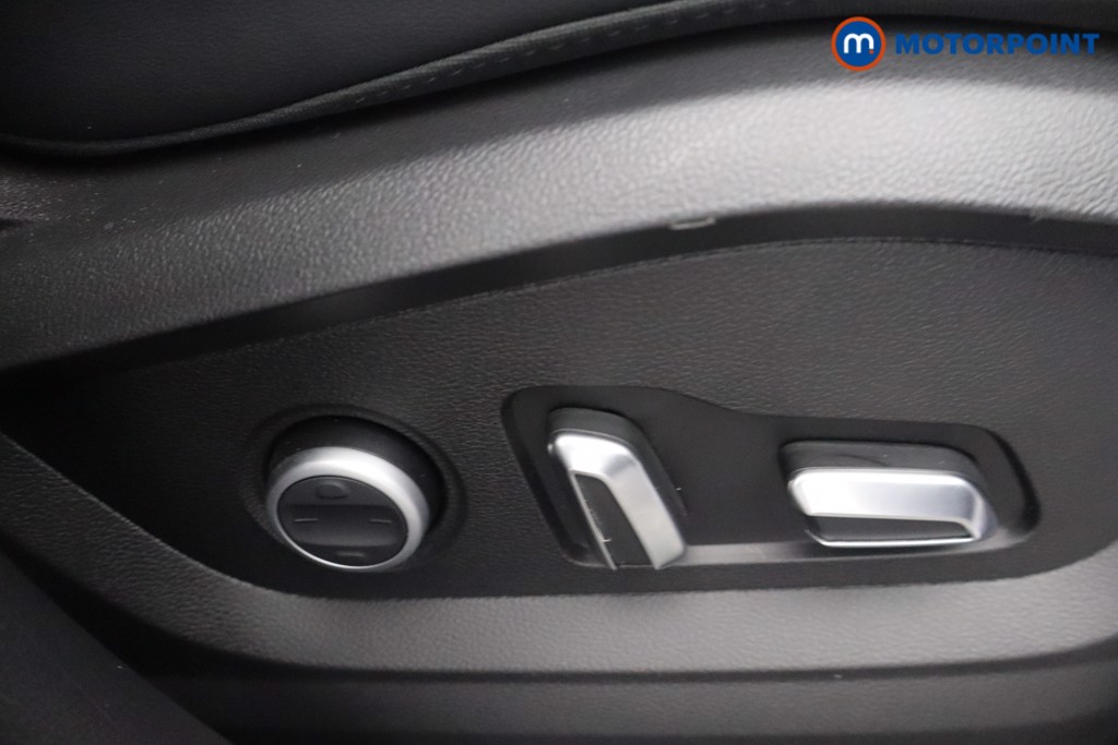 Chery Tiggo 8 Summit Automatic Petrol Plug-In Hybrid SUV - Stock Number (1669609) - 17th supplementary image