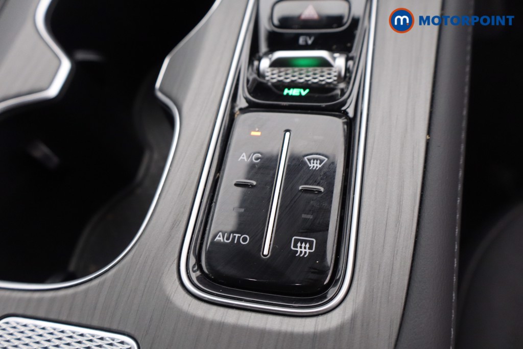 Chery Tiggo 8 Summit Automatic Petrol Plug-In Hybrid SUV - Stock Number (1669609) - 22nd supplementary image