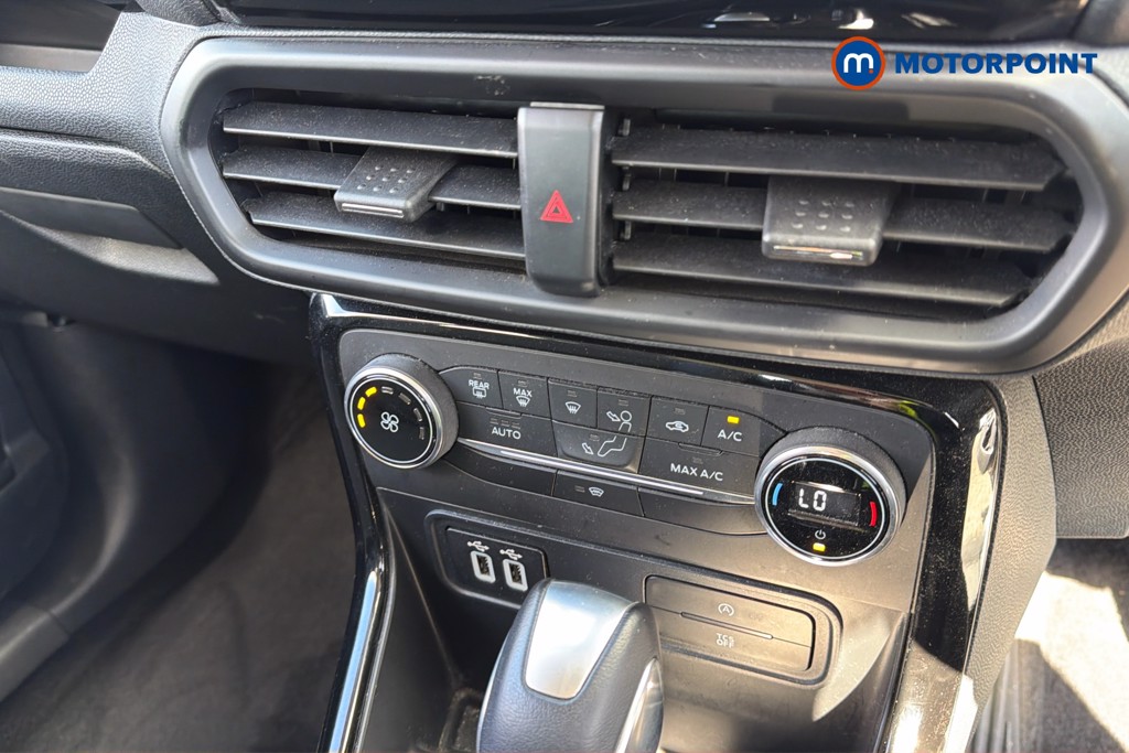 Ford Ecosport Titanium Automatic Petrol SUV - Stock Number (1669878) - 12th supplementary image