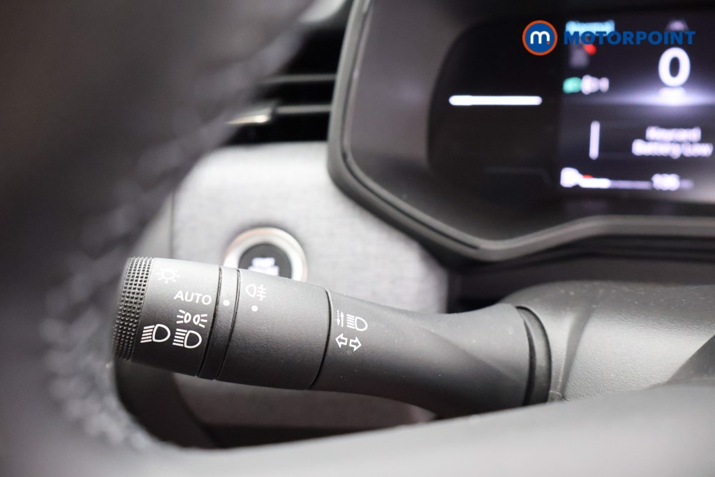 Renault Clio Evolution Manual Petrol Hatchback - Stock Number (1669882) - 5th supplementary image