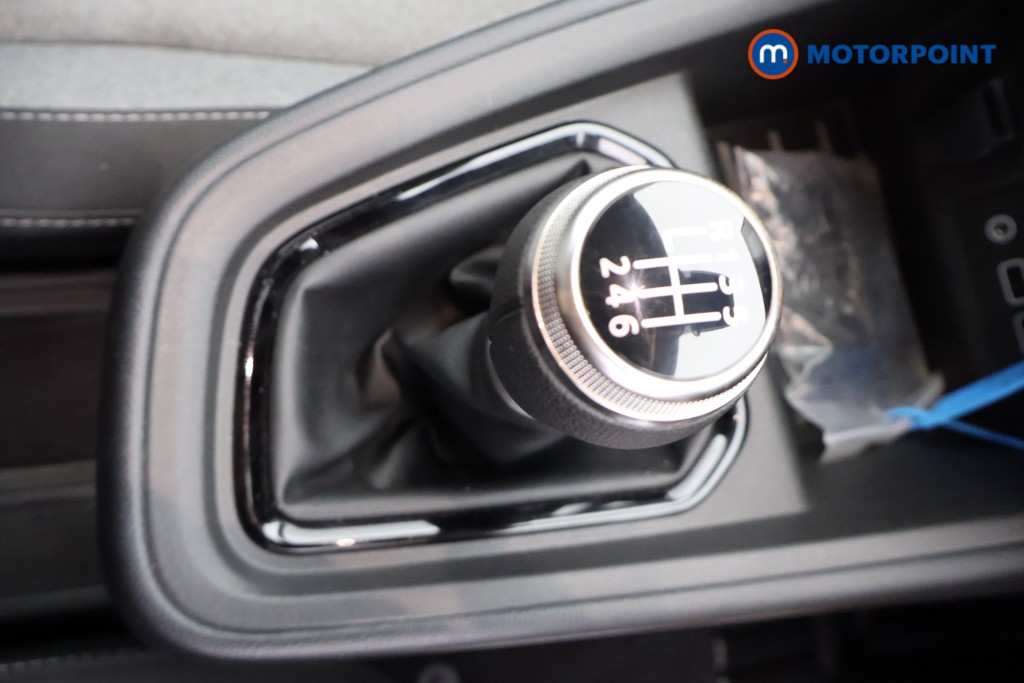 Renault Clio Evolution Manual Petrol Hatchback - Stock Number (1669882) - 10th supplementary image