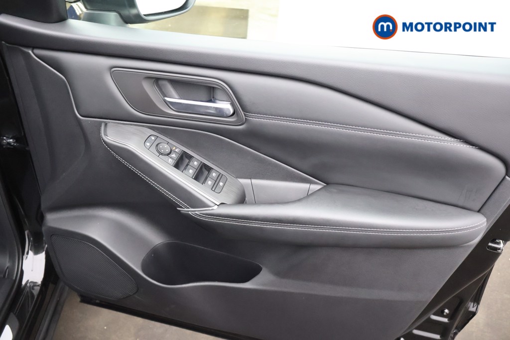 Nissan Qashqai Kuro Edition Automatic Petrol-Electric Hybrid SUV - Stock Number (1670330) - 6th supplementary image