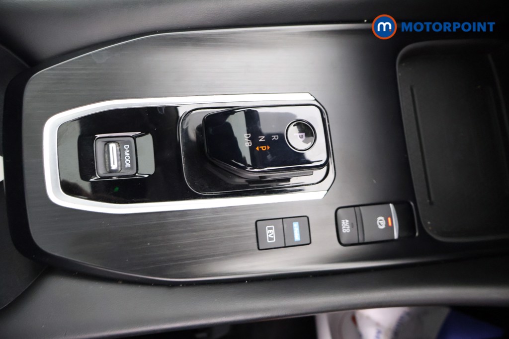 Nissan Qashqai Kuro Edition Automatic Petrol-Electric Hybrid SUV - Stock Number (1670330) - 38th supplementary image