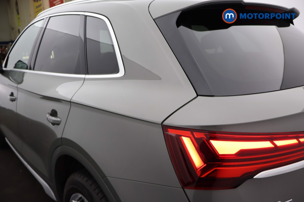 Audi Q5 S Line Automatic Petrol SUV - Stock Number (1670338) - 39th supplementary image