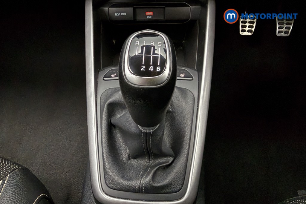 KIA Stonic Gt-Line S Manual Petrol SUV - Stock Number (1670397) - 7th supplementary image
