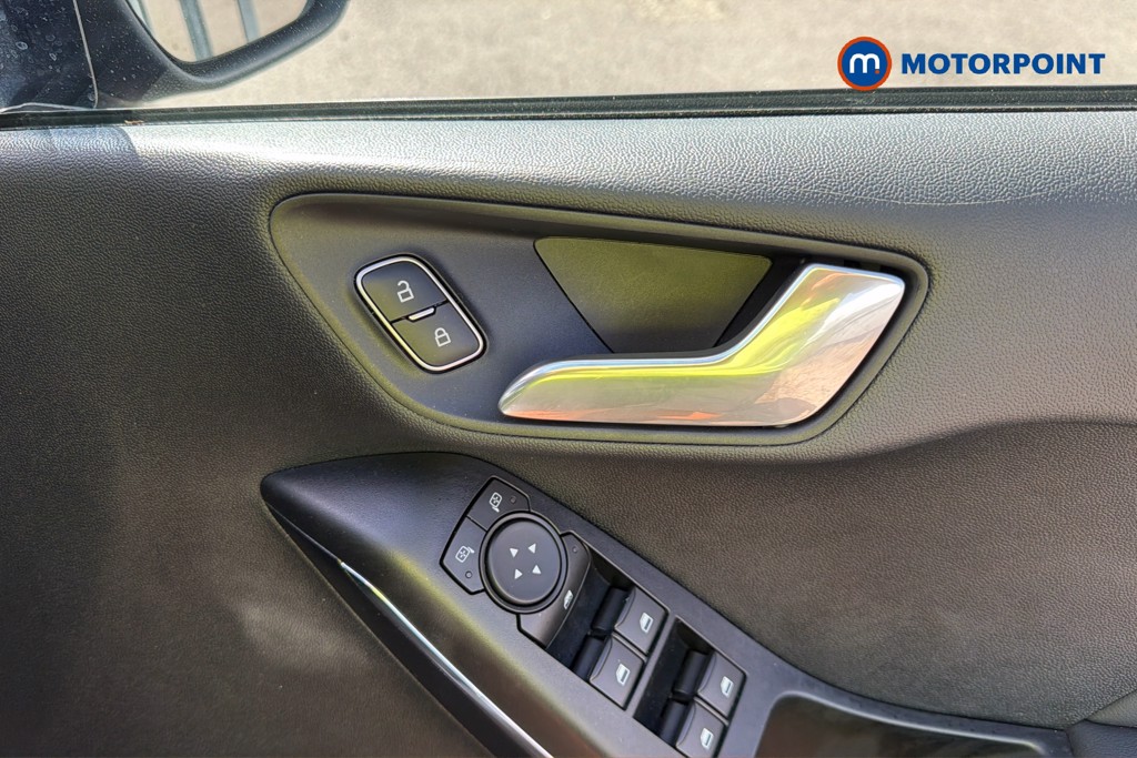 Ford Fiesta St-Line X Manual Petrol Hatchback - Stock Number (1670416) - 4th supplementary image