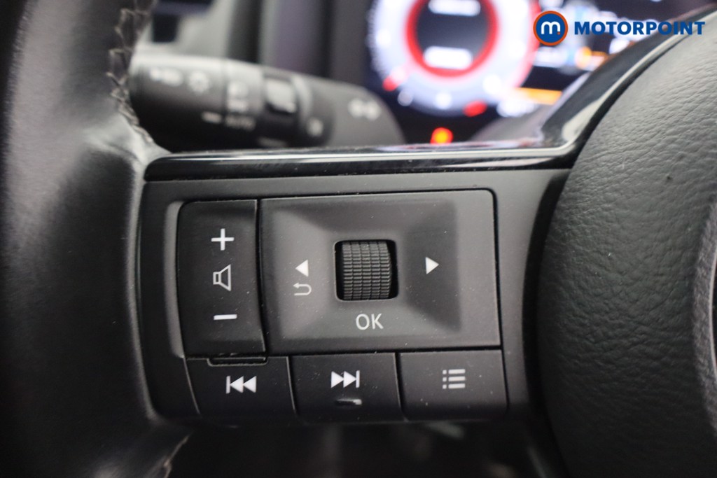Nissan Qashqai N-Connecta Manual Petrol SUV - Stock Number (1670430) - 15th supplementary image