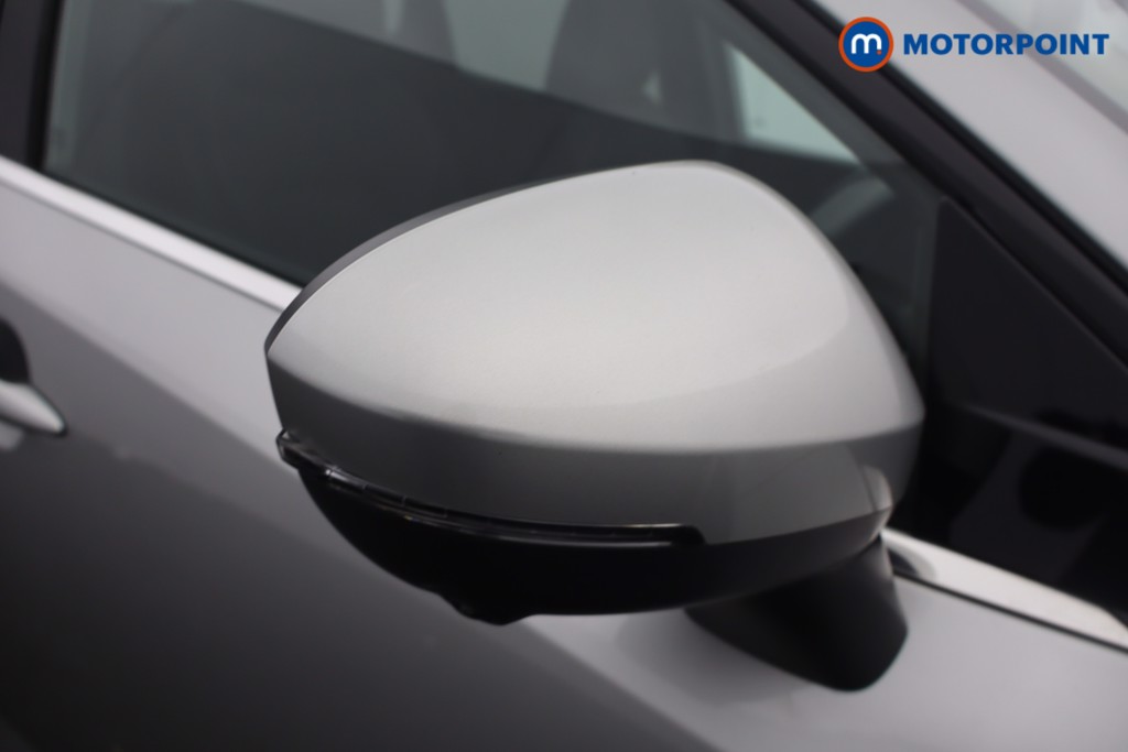 Nissan Qashqai N-Connecta Manual Petrol SUV - Stock Number (1670430) - 22nd supplementary image