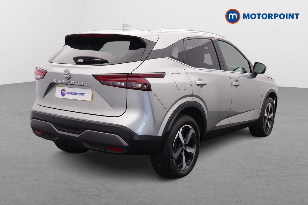 Nissan Qashqai N-Connecta Manual Petrol SUV - Stock Number (1670430) - Drivers side rear corner