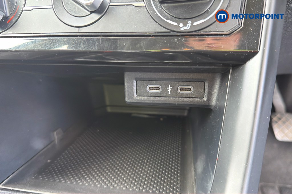 Volkswagen T-Cross SE Manual Petrol SUV - Stock Number (1670439) - 13th supplementary image
