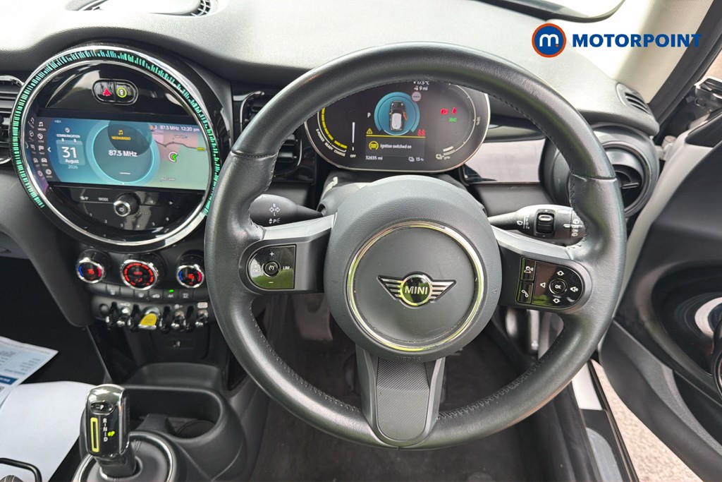 Mini Hatchback Cooper S Level 1 Automatic Electric Hatchback - Stock Number (1670710) - 8th supplementary image