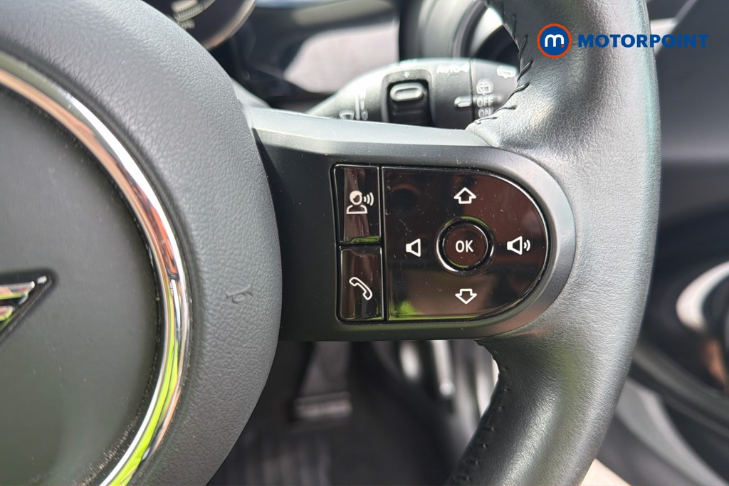 Mini Hatchback Cooper S Level 1 Automatic Electric Hatchback - Stock Number (1670710) - 11th supplementary image