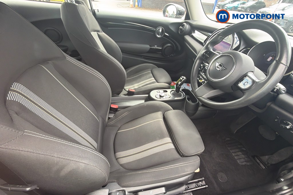 Mini Hatchback Cooper S Level 1 Automatic Electric Hatchback - Stock Number (1670710) - 18th supplementary image