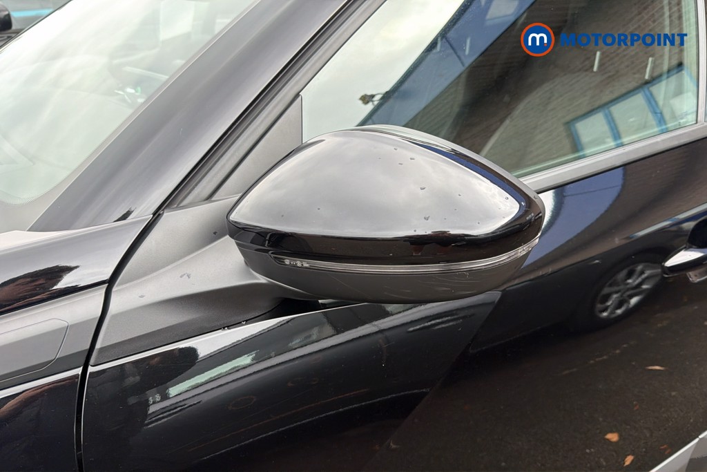Peugeot 2008 Allure Manual Petrol SUV - Stock Number (1670987) - 19th supplementary image