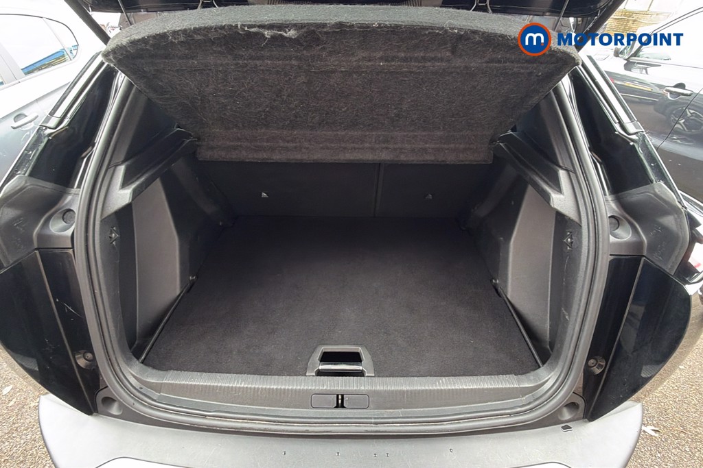Peugeot 2008 Allure Manual Petrol SUV - Stock Number (1670987) - 21st supplementary image
