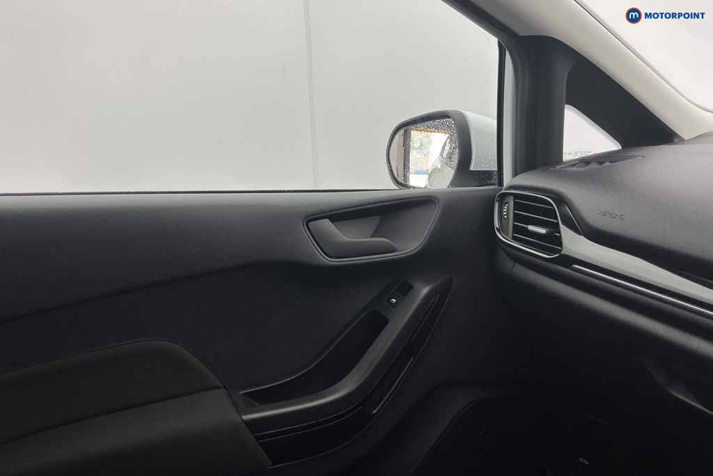 Ford Fiesta Trend Manual Petrol Hatchback - Stock Number (1671144) - 19th supplementary image